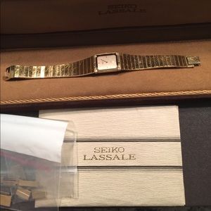 Pair Seiko Lassale watches