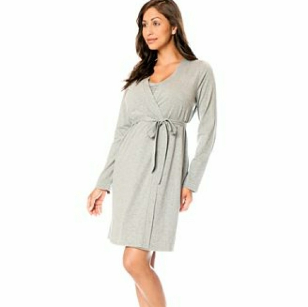 Maternity robe