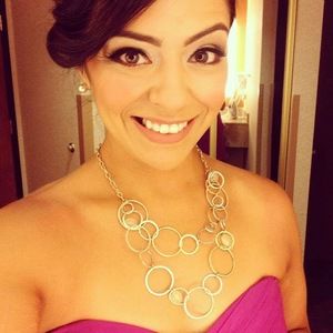 Meet your Posher, Fabiola