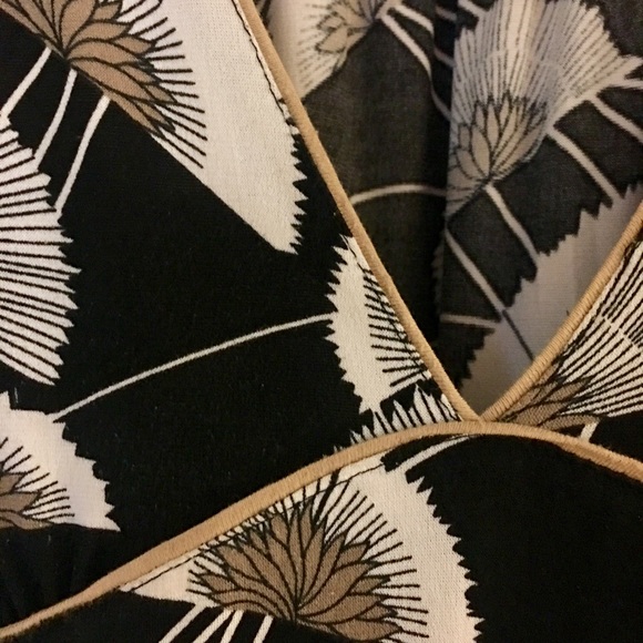 BCBG Pattern Print Tie Back Dress - Picture 3 of 8