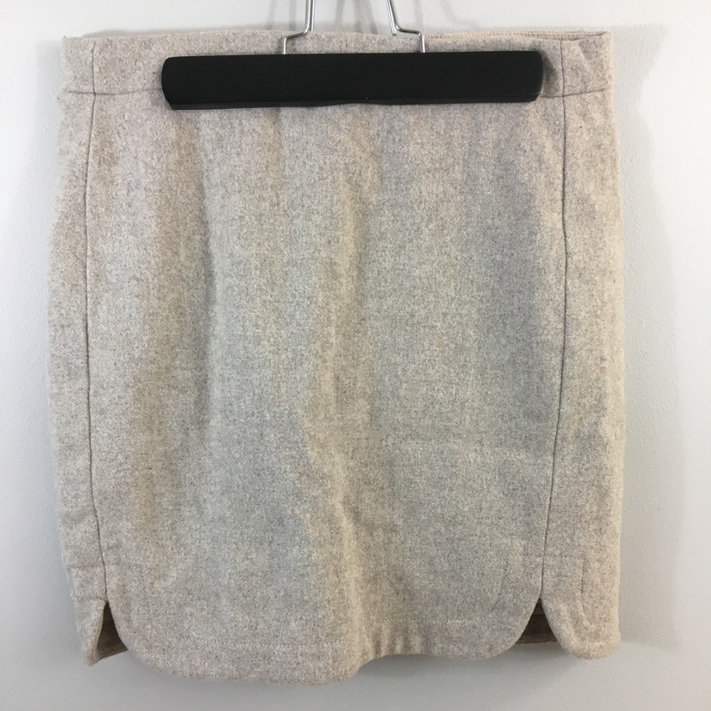 ✨J. Crew Skirt - 00 - EUC✨