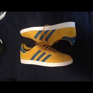 Men's Gazelle Adidas size 9.5