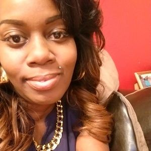 Meet your Posher, Enjolique