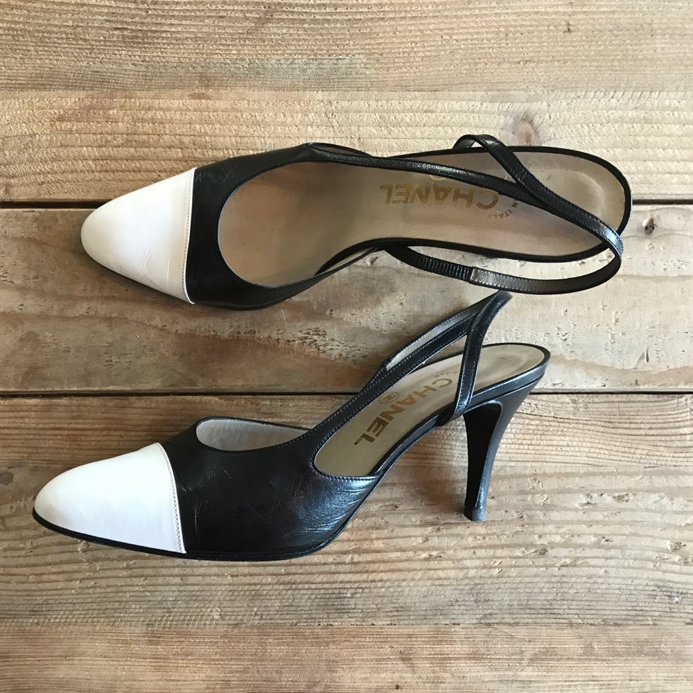 Vintage Chanel Slingbacks Cap Toe - Picture 2 of 7