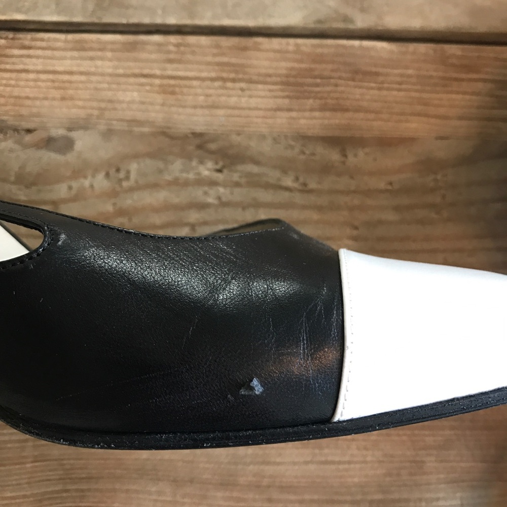Vintage Chanel Slingbacks Cap Toe - Picture 5 of 7