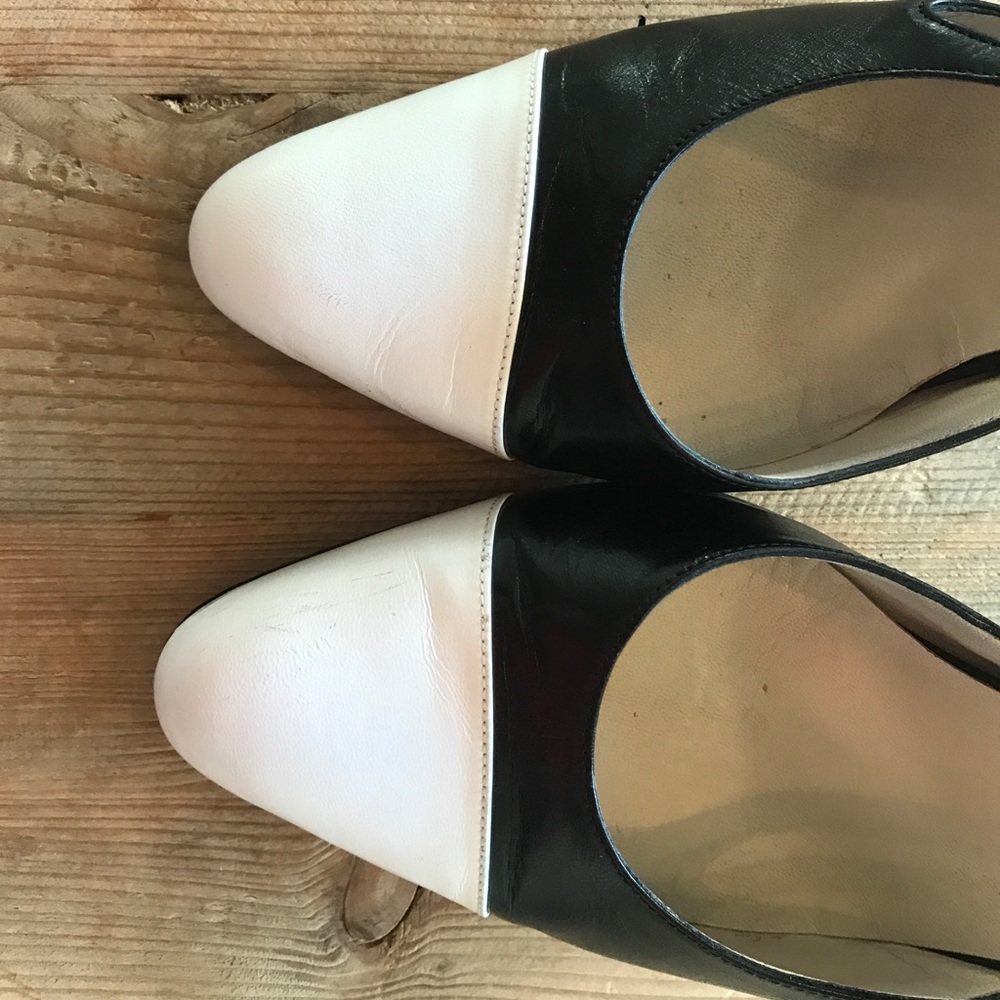 Vintage Chanel Slingbacks Cap Toe - Picture 7 of 7