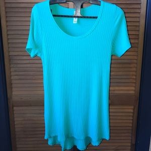 Lularoe ribbed classic tee