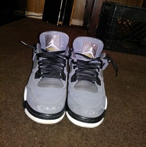 2004 Air Jordan 4s