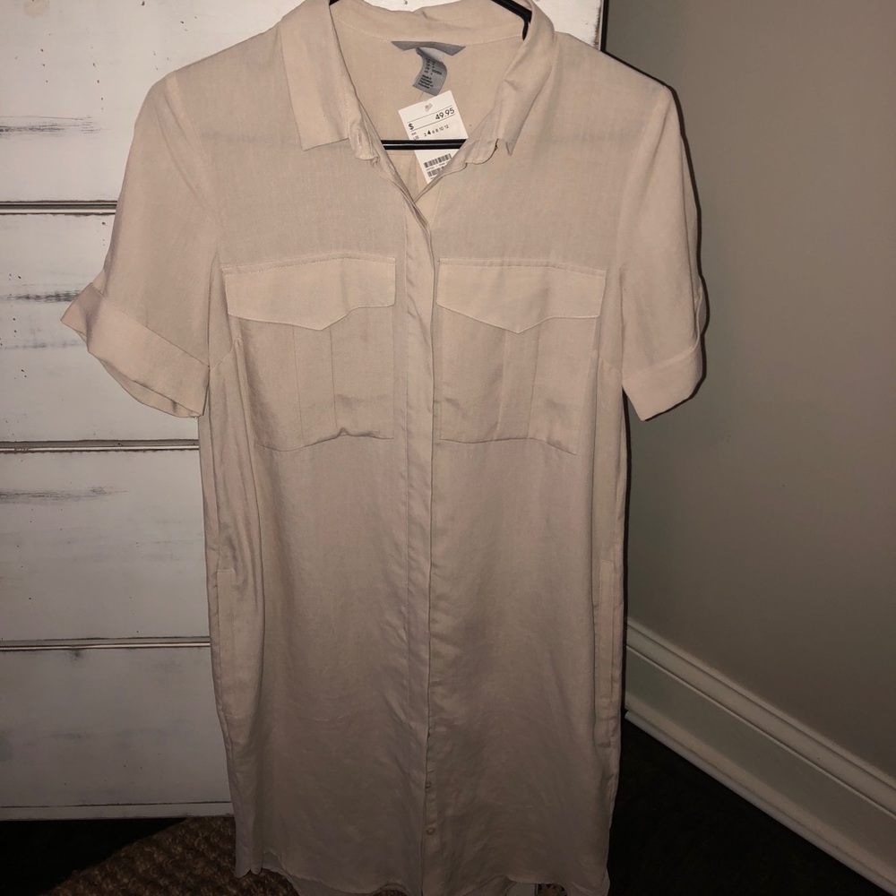 Cute beige H&M dress