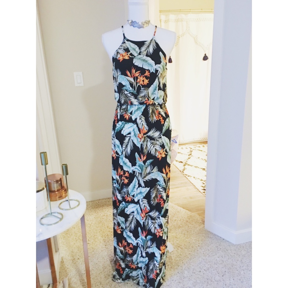 New Tropical Babe Maxi Dress