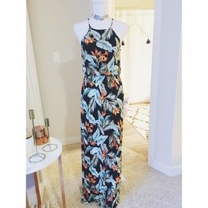 New Tropical Babe Maxi Dress
