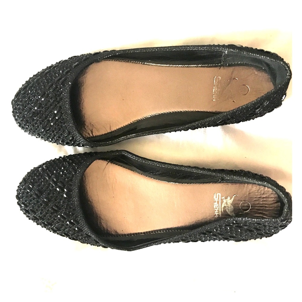 Black flats