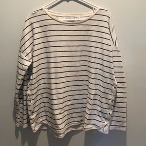 Striped ivory & navy Sweatshirt