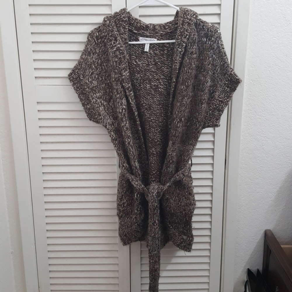 Short sleeve cardigan