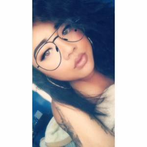 Meet your Posher, Linda