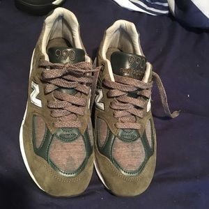 Men's New Balance 990 size 8.5