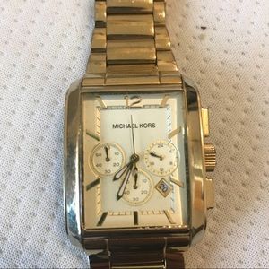 Michael kors gold watch
