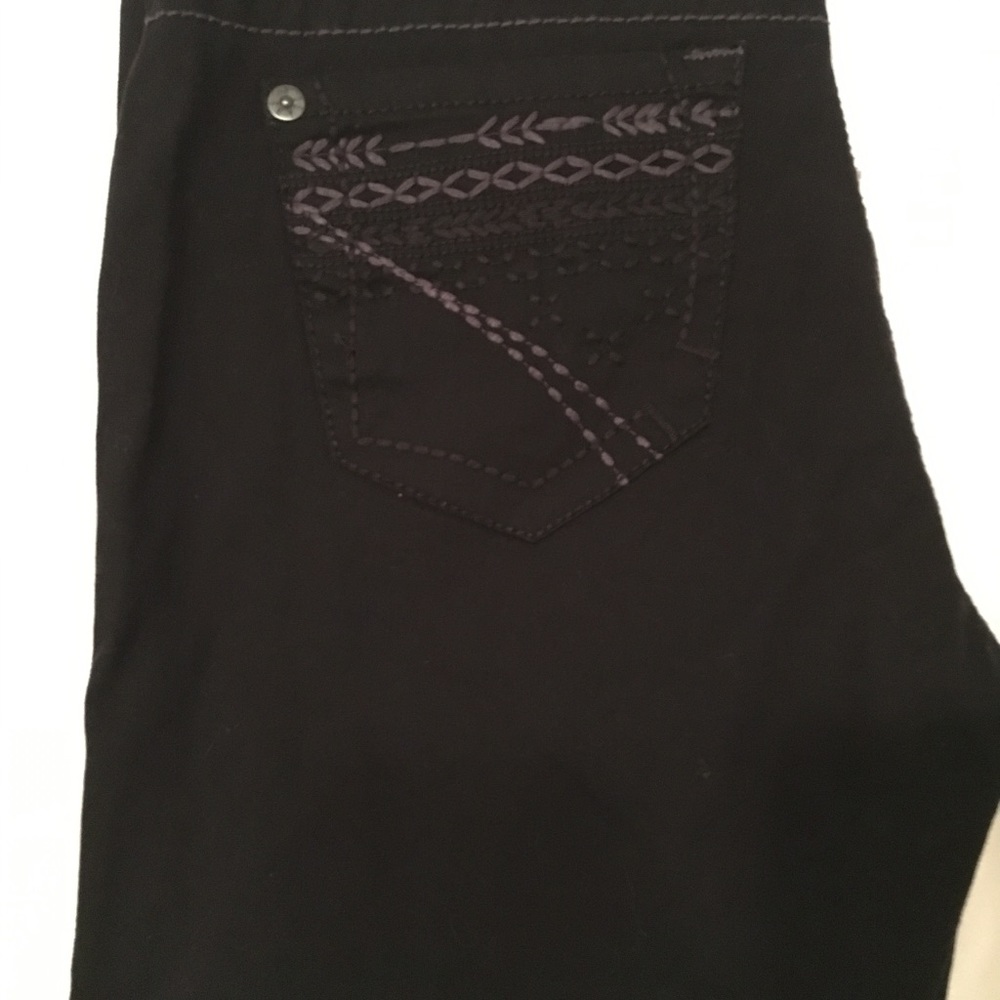 Black Jean Ankle Crop