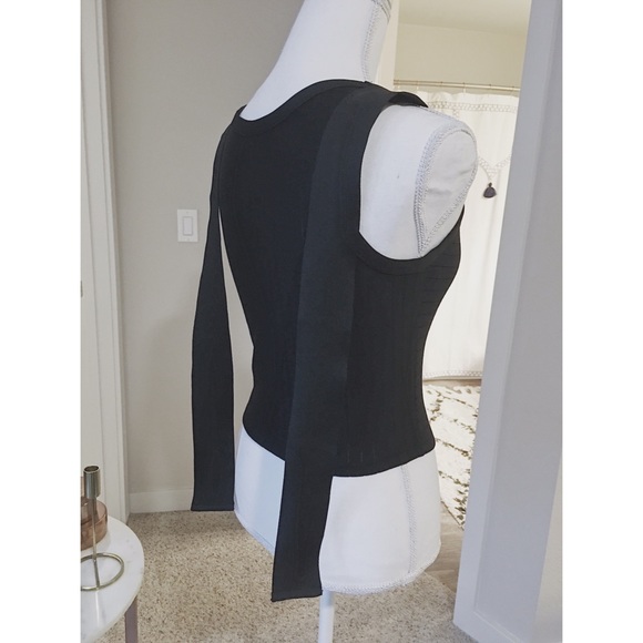 Zara BodyCon Sleevless Top w/Tassels Grommet Loops - Picture 3 of 3