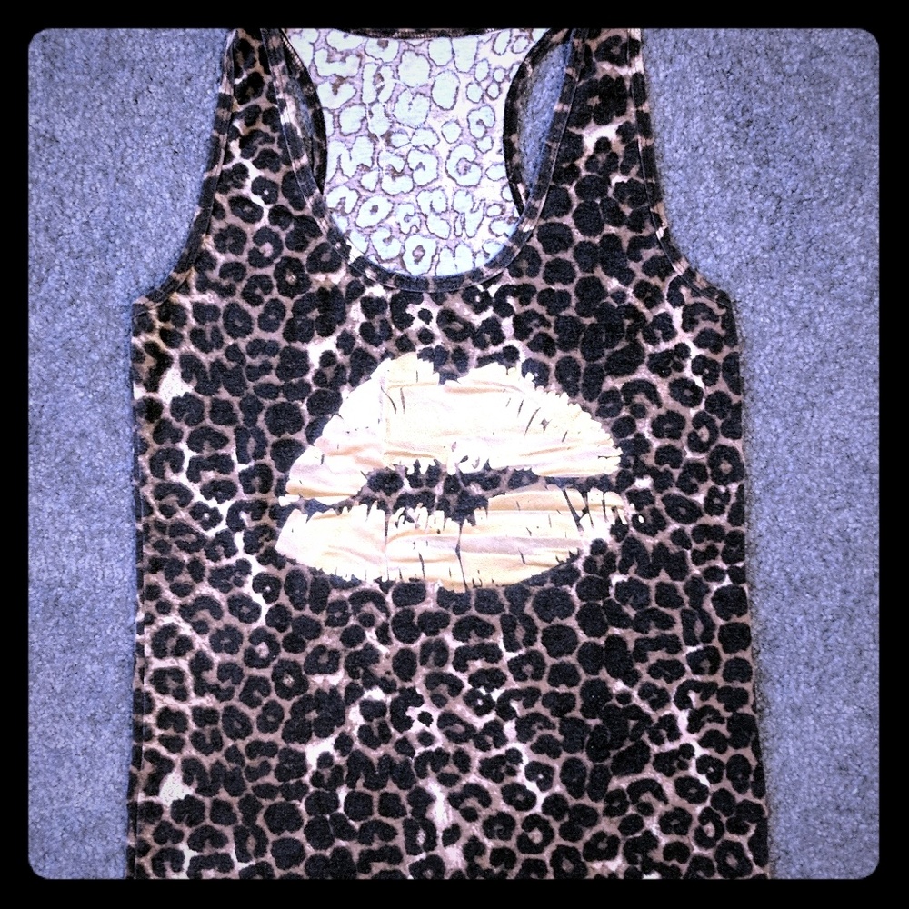 Rue 21 leopard kiss tank sz. XL