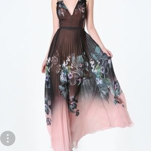 Bebe Maxi floral dress