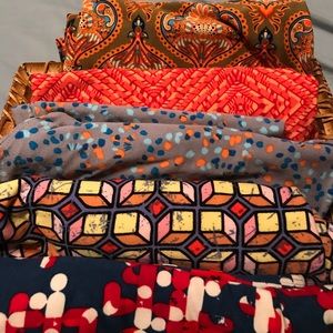 LulaRoe TC leggings.