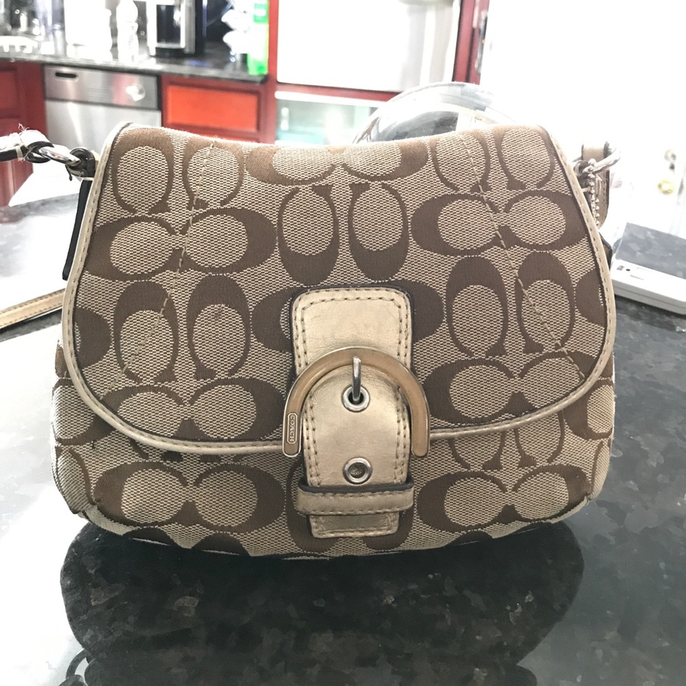 COACH SMALL SHOULDER BAG