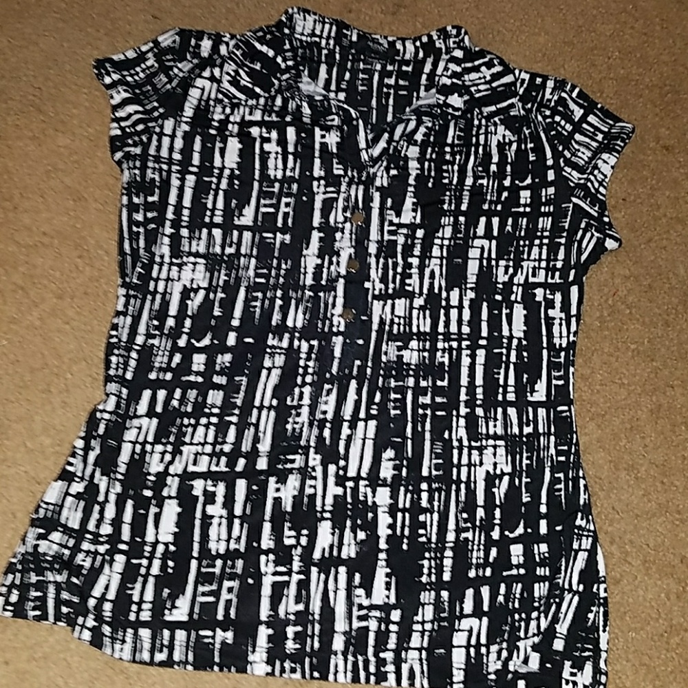 Alfani button up black and white petite Small top