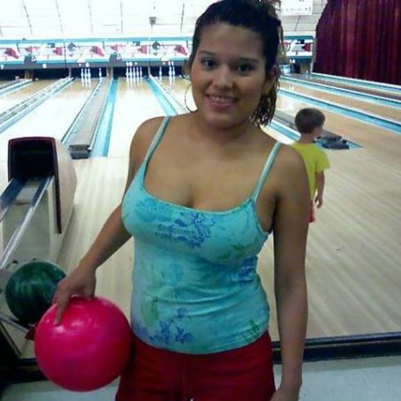 Meet your Posher, Nydia - Picture 1 of 1