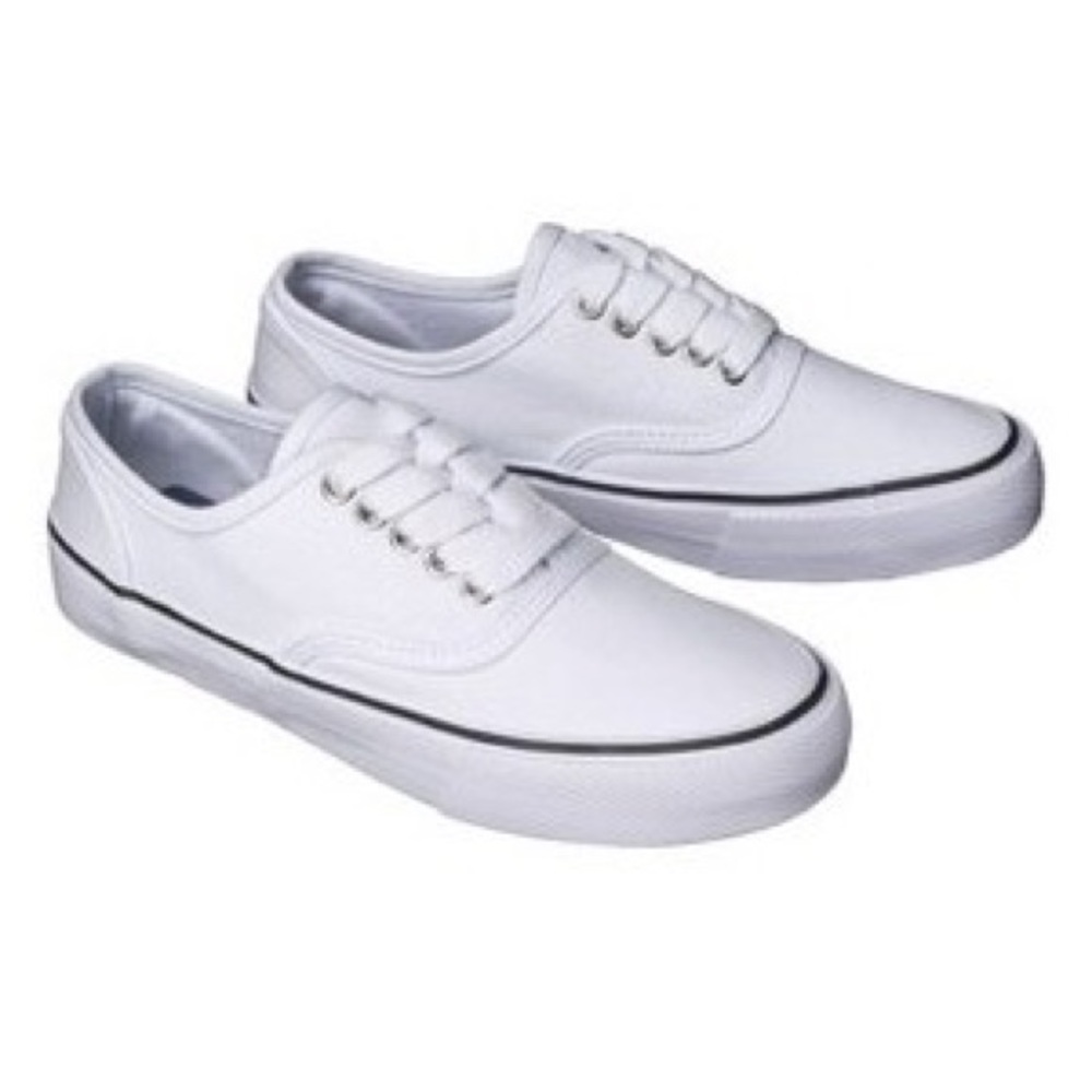 White mossimo shoes