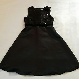 Dorissa Shiny Girl's Black Party Dress Size 10 z
