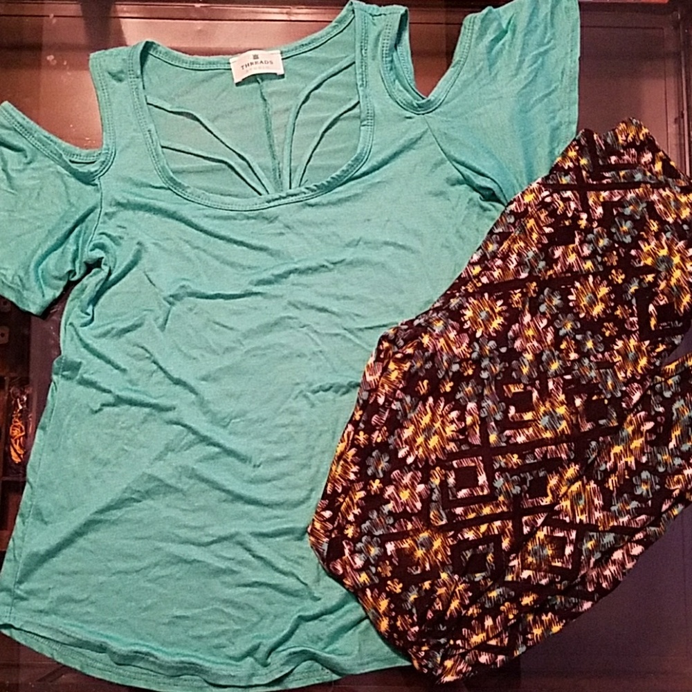 Lularoe OS leggings + threads Studio top 2-piece