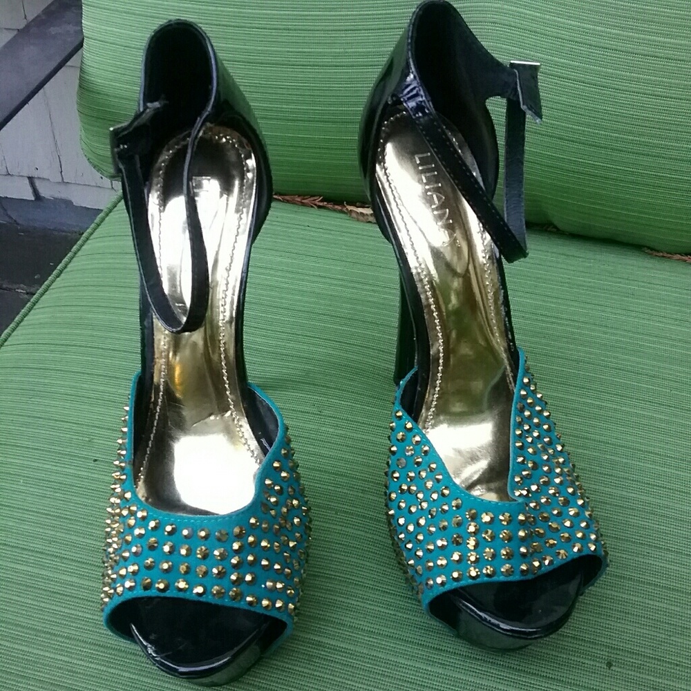 Sexy high heel shoes