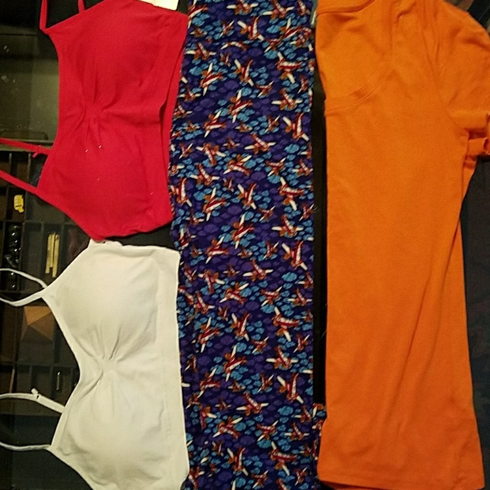 4-Piece lularoe OS leggings and tops