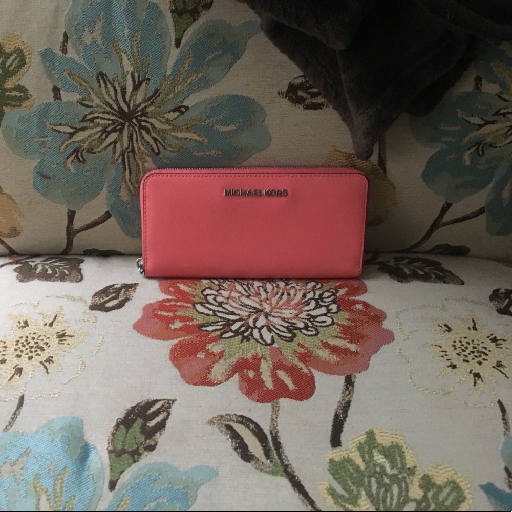 New Michael Kors wallet