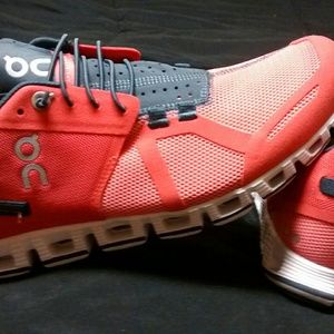 Women's 'On Cloud' brand!