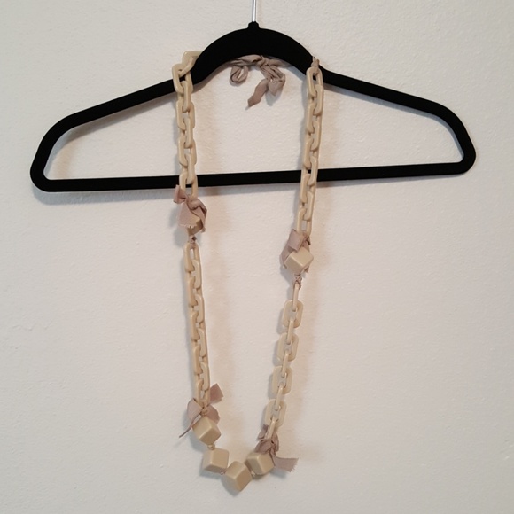 Necklace - Picture 1 of 1