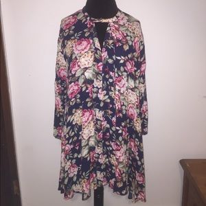 Floral flowy shift dress