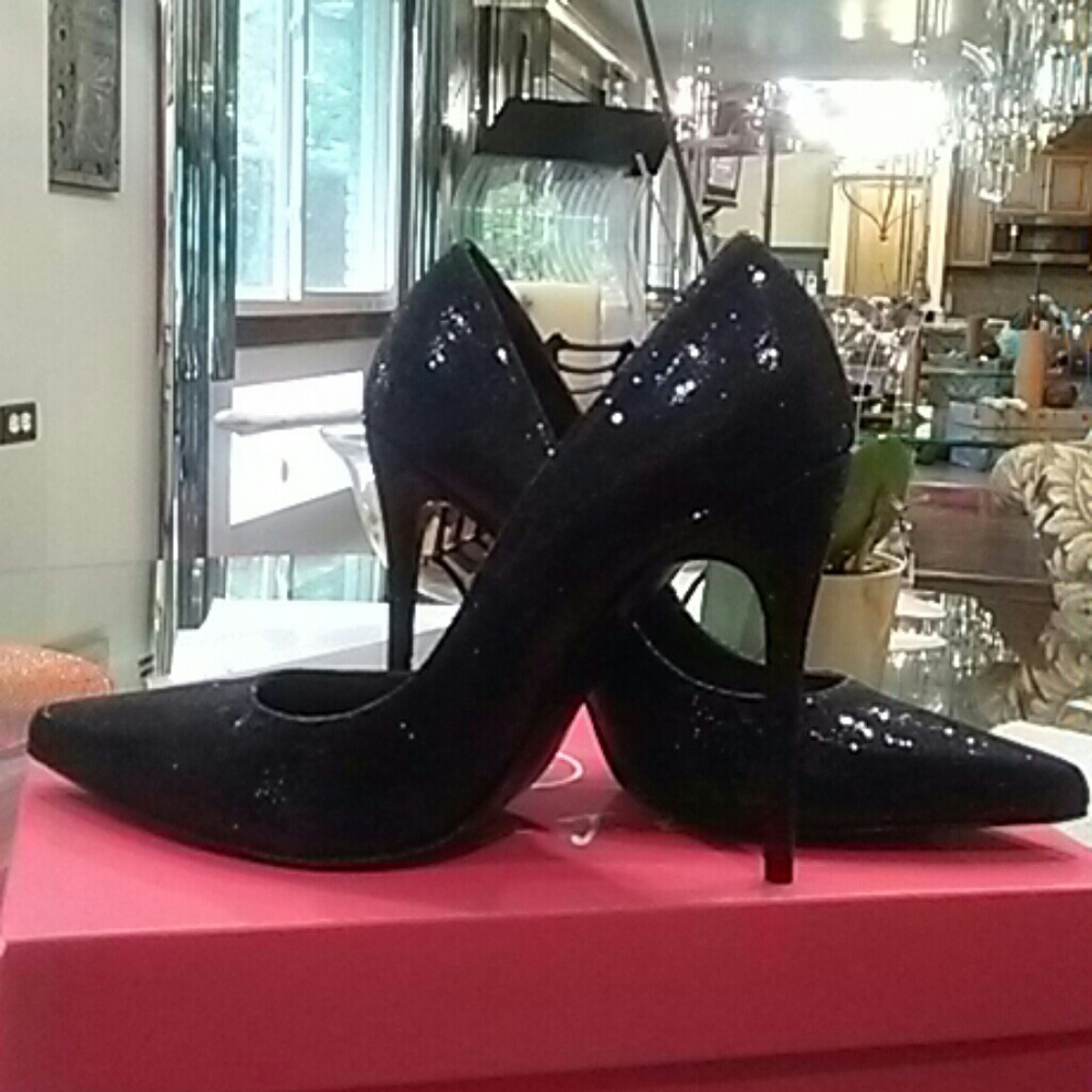 Beautiful Italian Pumps