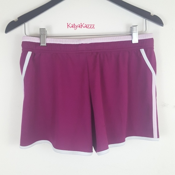 ♥️ADIDAS♥️ RUNNING SHORTS♥️ - Picture 2 of 4