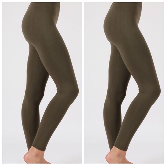 Host pic! Perfect Seamless leggings - Picture 7 of 7