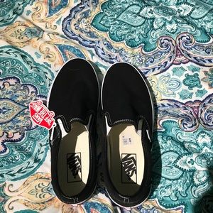 Vans 8.5 BRAND NEW