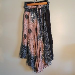 Flowy skirt