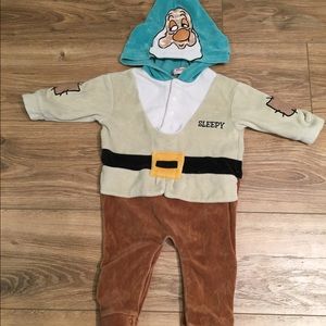 Disney Snow White costume " Sleepy" 9-12 months