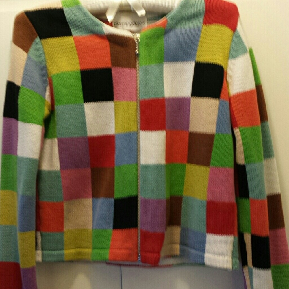 Sweater, front zipper bolero style