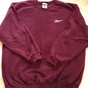 🌿 Vintage Reebok Sweatshirt