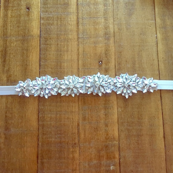 Delicate Crystal Wedding Belt main image 4