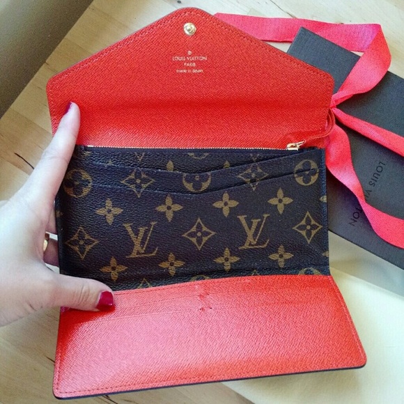 Louis Vuitton Josephine Wallet - Picture 2 of 6