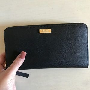 Kate Spade New York ♠️ Black Wallet w/ Gold Detail