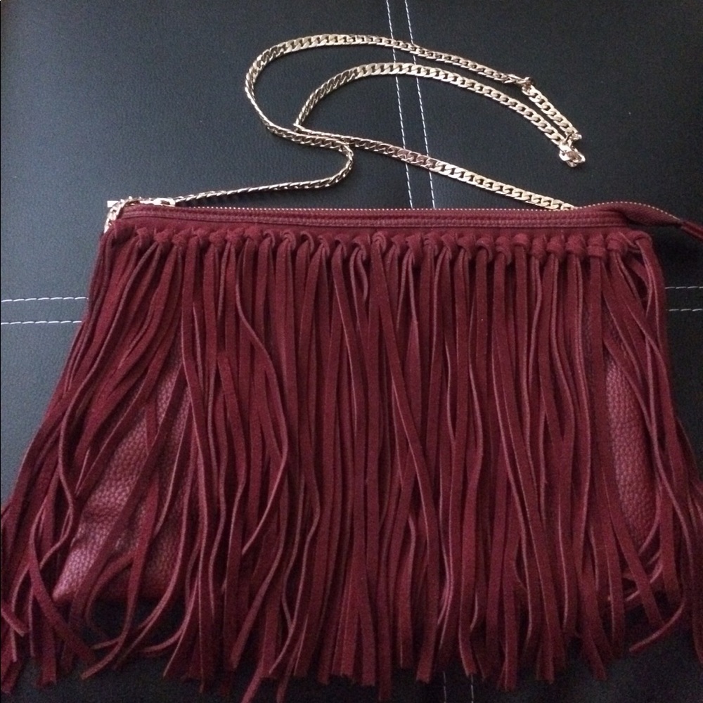 Deep red/burgundy shoulder bag